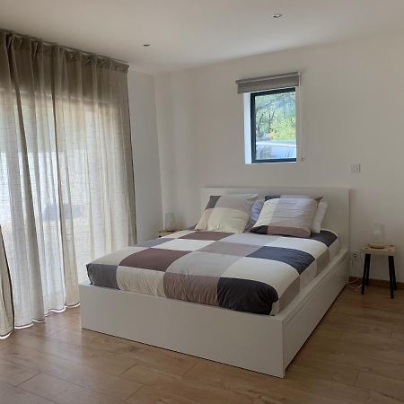 Magnifique Villa Classee 4* Meuble De Tourisme Flassans-sur-Issole Bagian luar foto